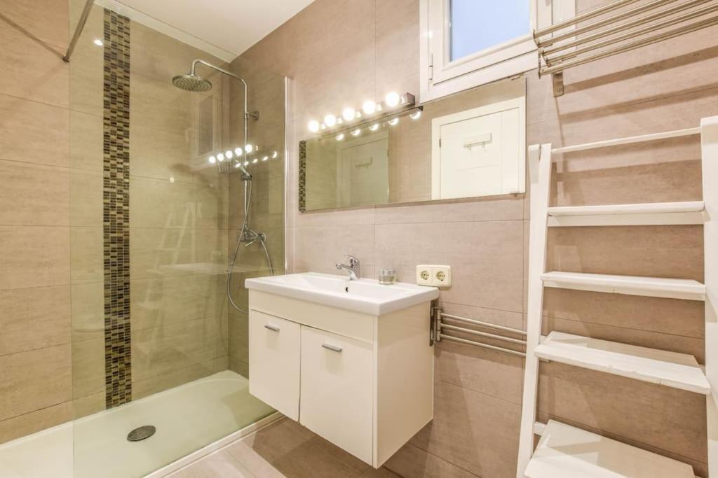 דירות מדריד Apartamento Malasana מראה חיצוני תמונה